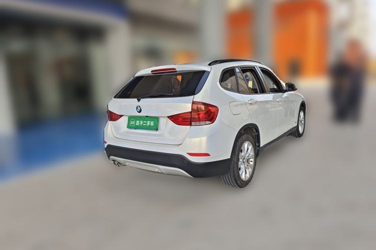 Used BMW X1 2014 sDrive18i Fashion Model Rear Right 45 Deg