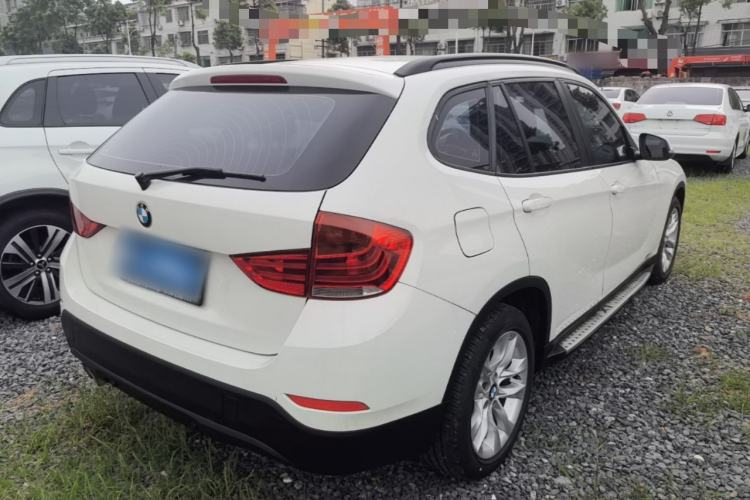 Used BMW X1 2014 sDrive18i Fashion Model Rear Right 45 Deg