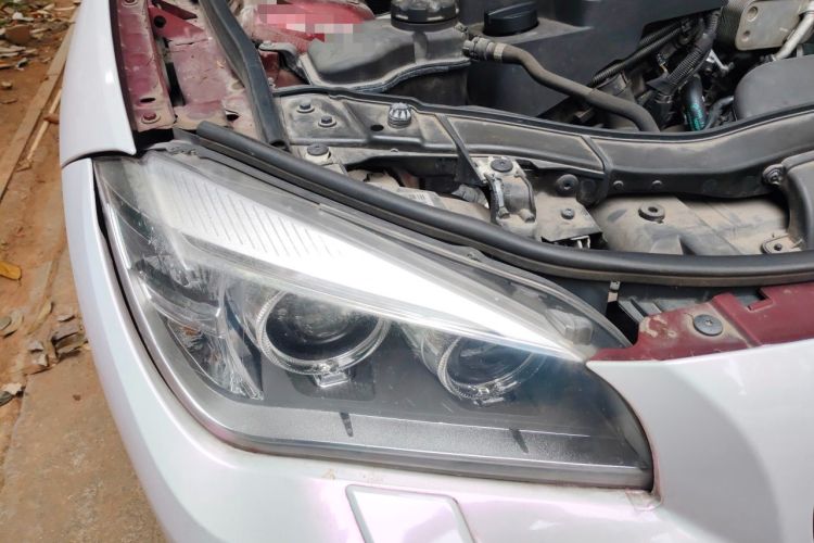 Used BMW X1 2014 sDrive18i Leading Model Right Front Headlight