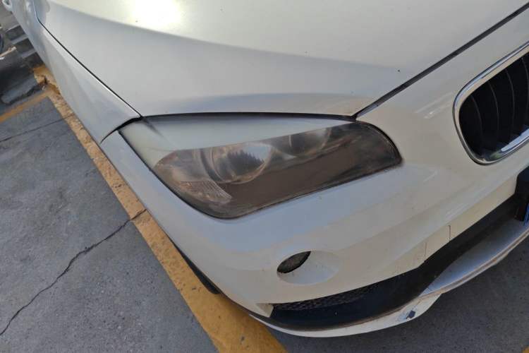 Used BMW X1 2014 sDrive18i Fashion Model Right Front Headlight