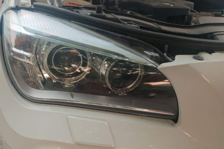 Used BMW X1 2014 sDrive18i Leading Model Right Front Headlight