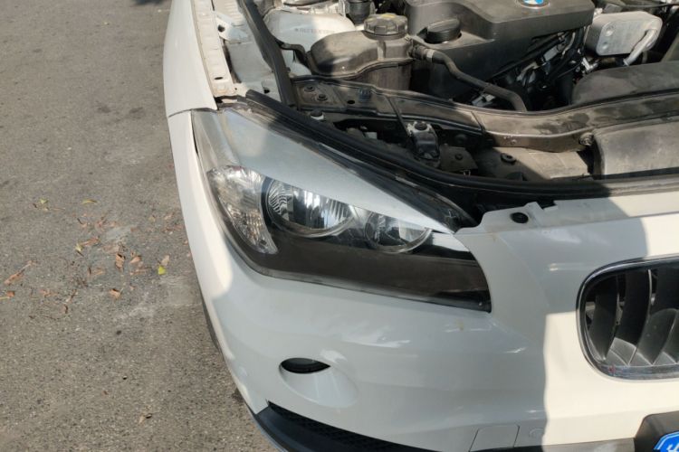 Used BMW X1 2014 sDrive18i Fashion Model Right Front Headlight