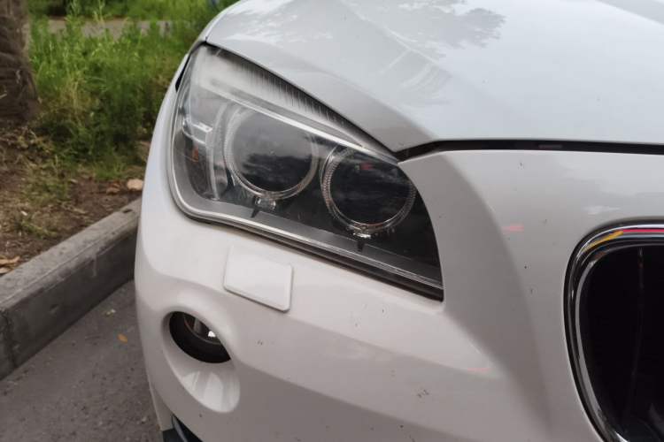 Used BMW X1 2014 xDrive20i Sports Design Package Right Front Headlight