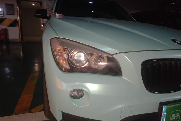Used BMW X1 2014 sDrive18i Fashion Model Right Front Headlight