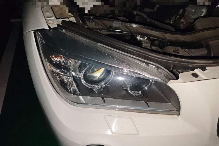 Used BMW X1 2014 xDrive20i Sports Design Package Right Front Headlight