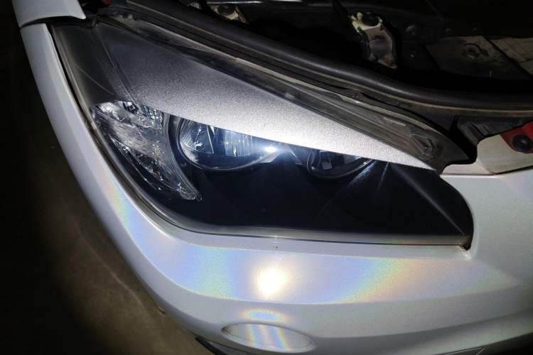 Used BMW X1 2014 sDrive18i Fashion Model Right Front Headlight