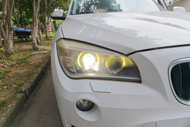 Used BMW X1 2014 sDrive18i Leading Model Right Front Headlight