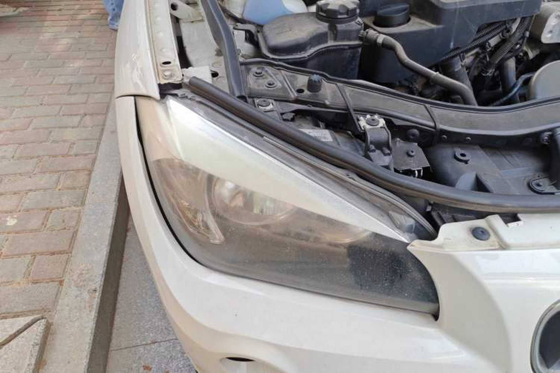 Used BMW X1 2014 sDrive18i Fashion Model Right Front Headlight