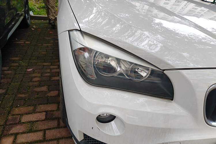 Used BMW X1 2014 sDrive18i Fashion Model Right Front Headlight