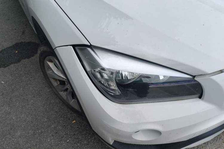 Used BMW X1 2014 sDrive18i Fashion Model Right Front Headlight