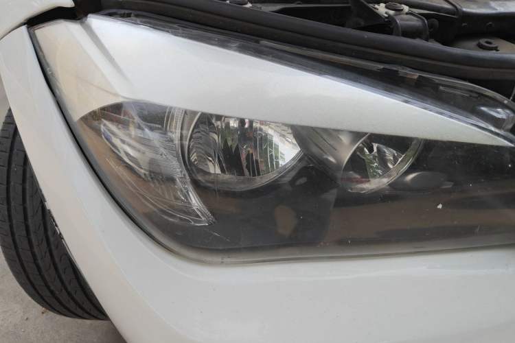 Used BMW X1 2014 sDrive18i Fashion Model Right Front Headlight