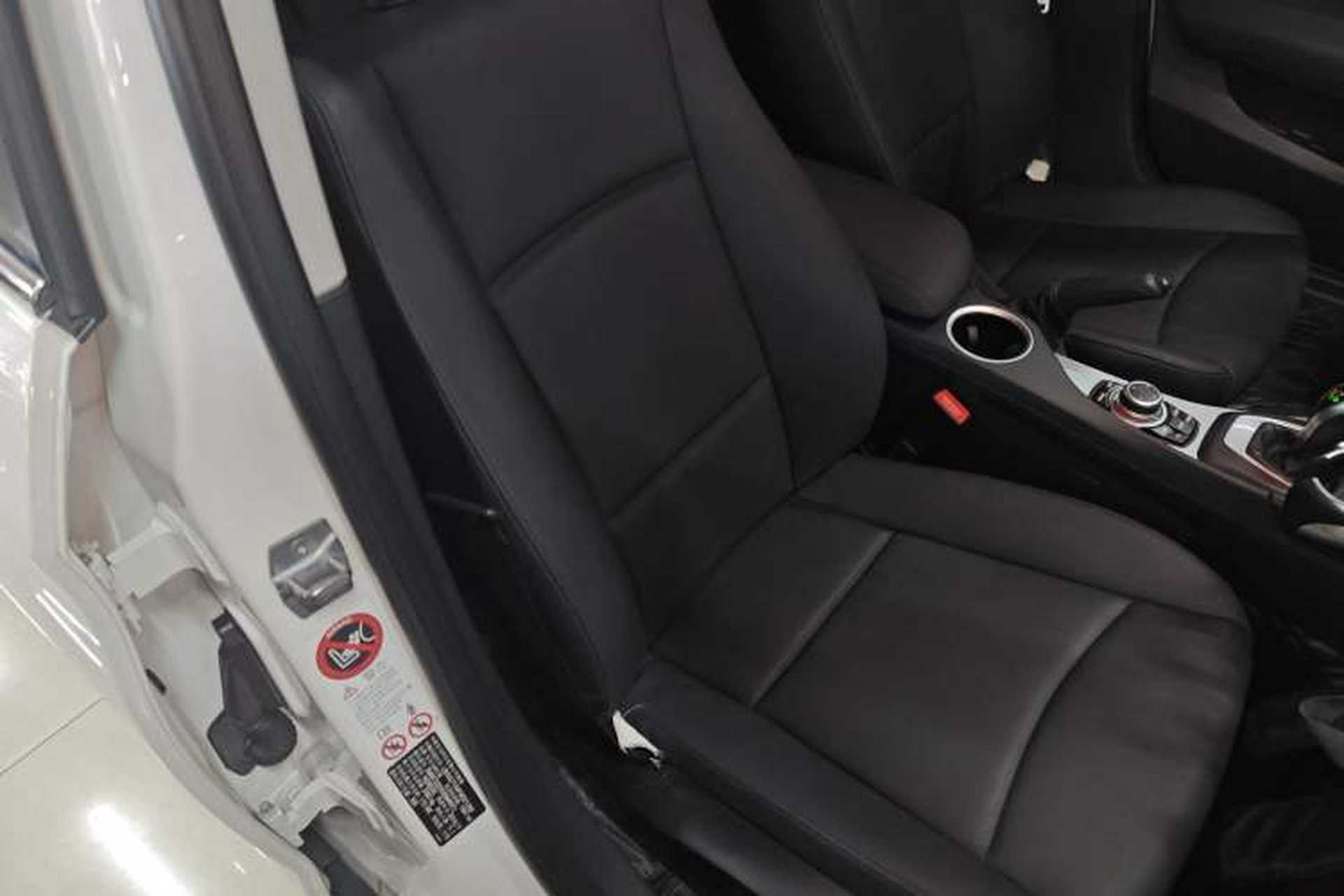 Used BMW X1 2014 sDrive18i Leading Model Right Front Seat