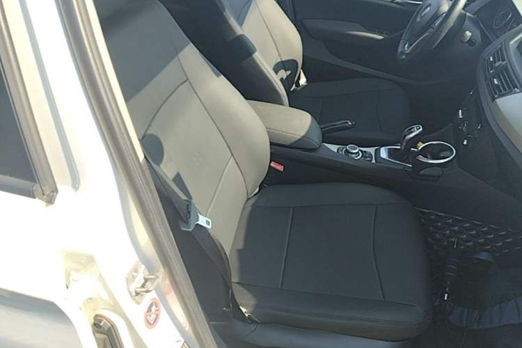 Used BMW X1 2014 sDrive18i Fashion Model Right Front Seat