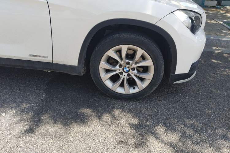 Used BMW X1 2014 sDrive18i Fashion Model Right Front Wheel Hub