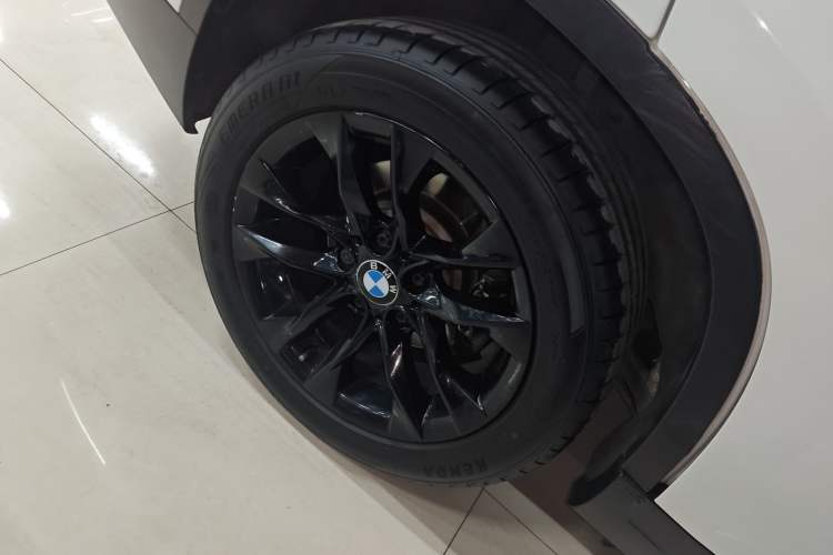 Used BMW X1 2014 sDrive18i Leading Model Right Rear Wheel Hub