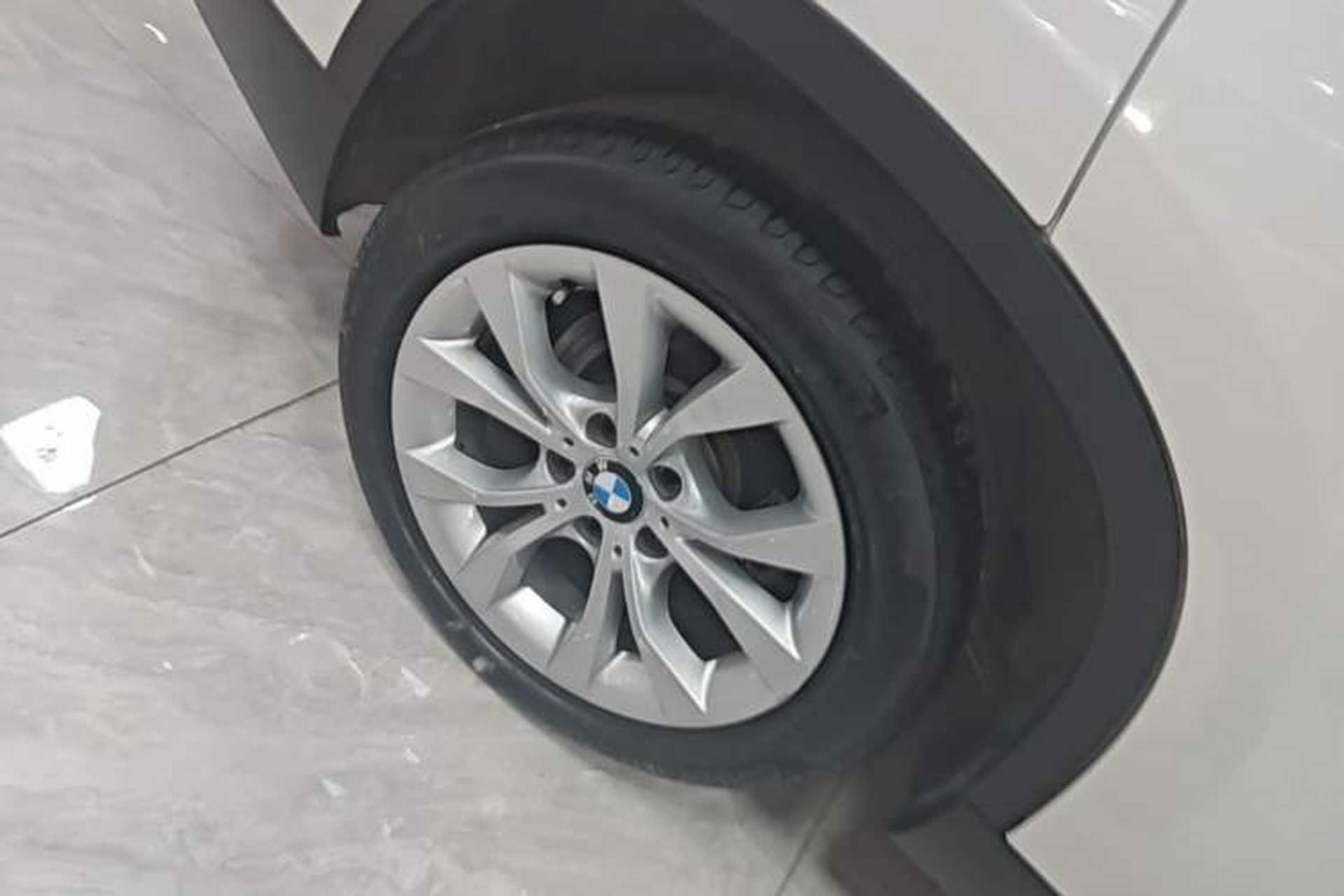 Used BMW X1 2014 sDrive18i Fashion Model Right Rear Wheel Hub
