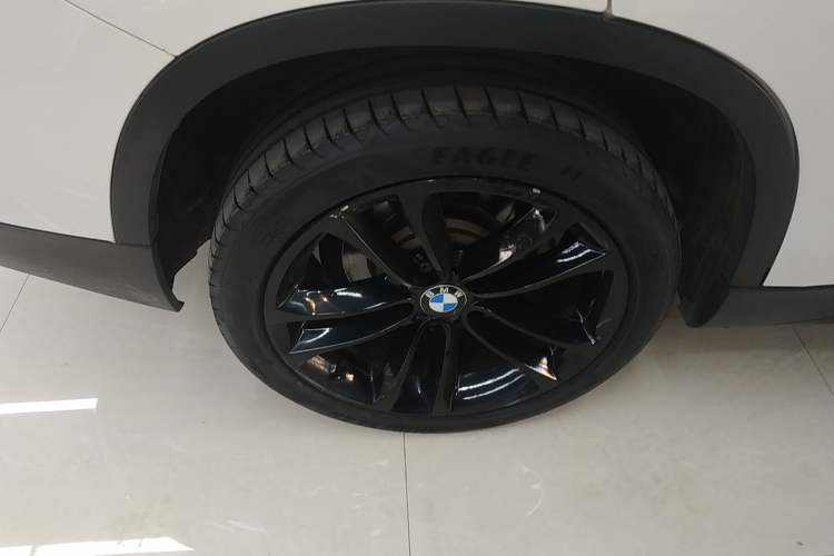 Used BMW X1 2014 sDrive18i Leading Model Right Rear Wheel Hub