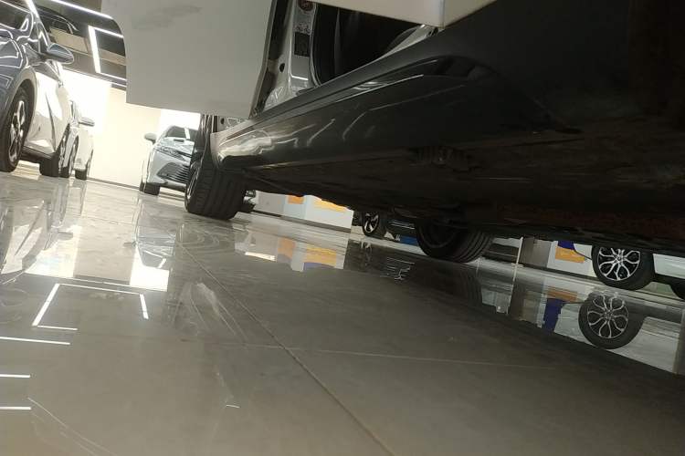 Used BMW X1 2014 sDrive18i Leading Model Right Side Sill