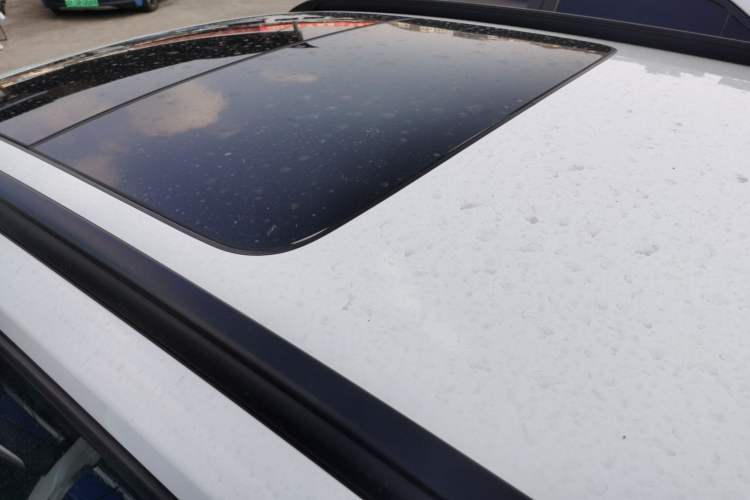 Used BMW X1 2014 sDrive18i Fashion Model Roof