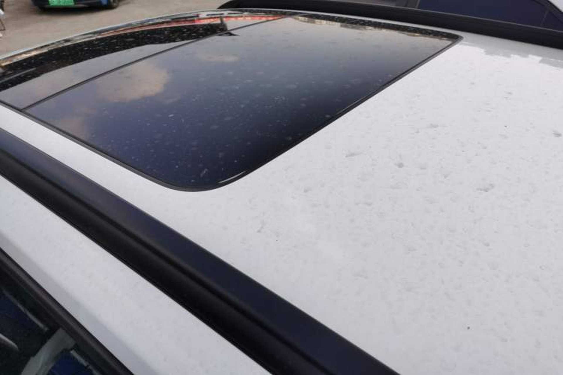 Used BMW X1 2014 sDrive18i Fashion Model Roof