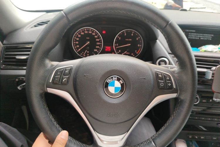 Used BMW X1 2014 sDrive18i Leading Model Steering Wheel