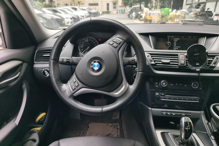 Used BMW X1 2014 sDrive18i Fashion Model Steering Wheel