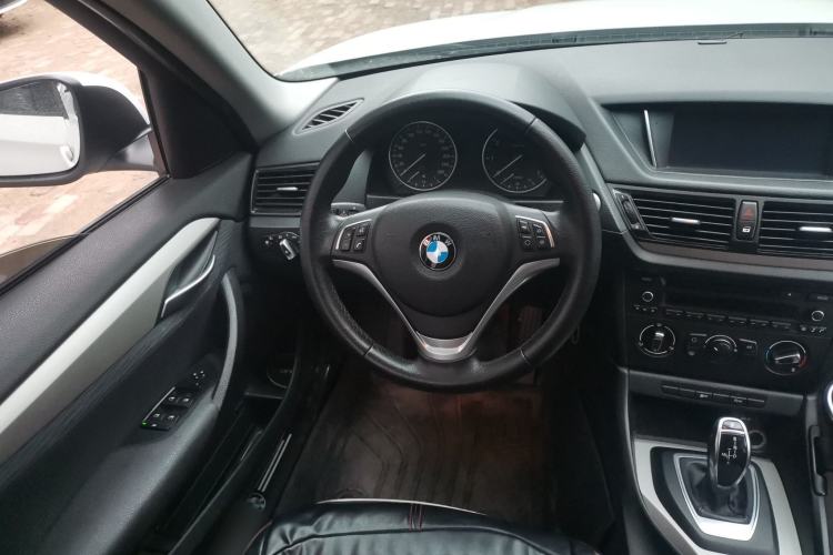 Used BMW X1 2014 sDrive18i Fashion Model Steering Wheel