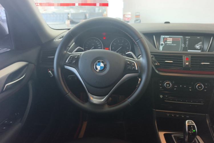 Used BMW X1 2014 xDrive20i Sports Design Package Steering Wheel