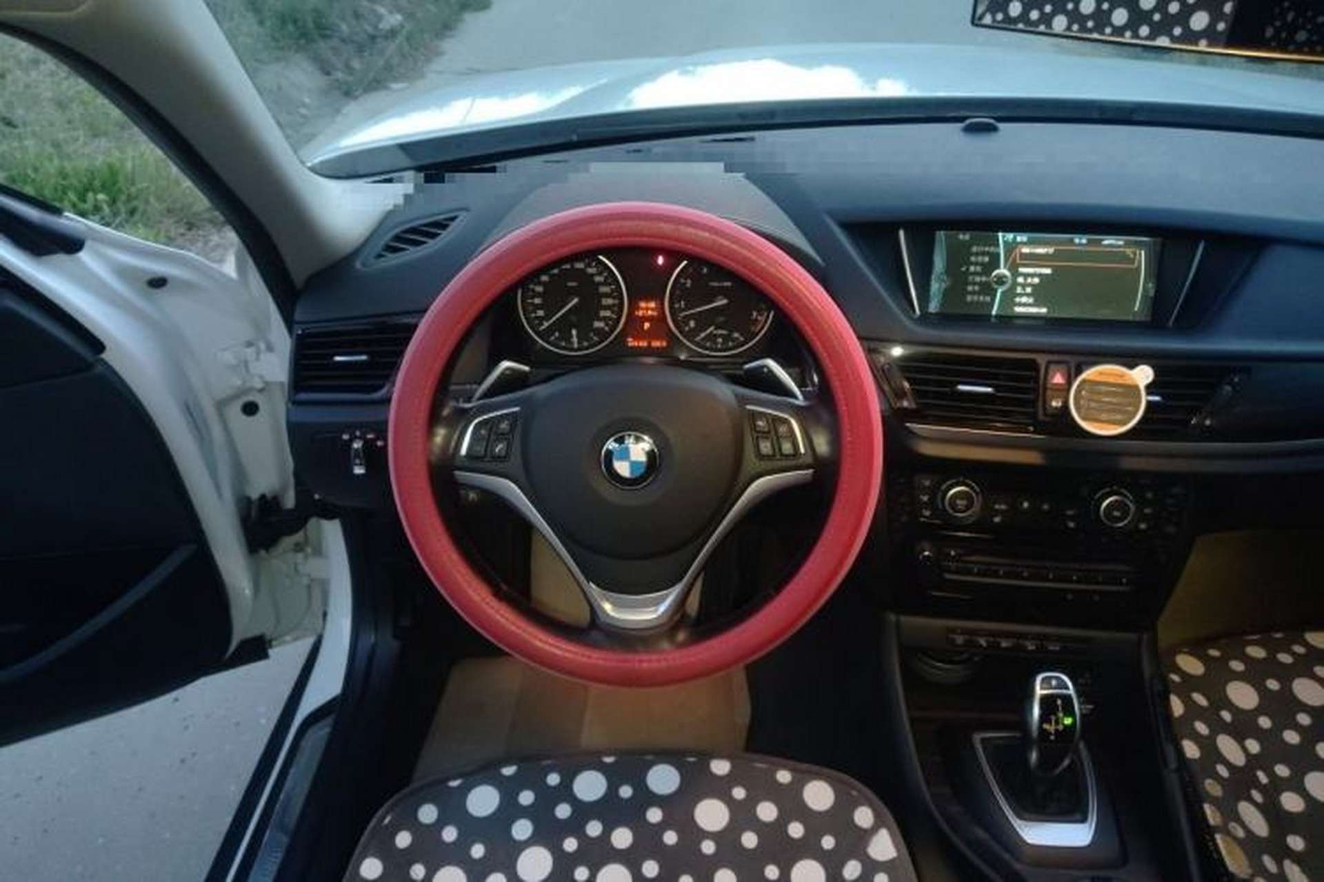 Used BMW X1 2014 xDrive28i X Design Package Steering Wheel