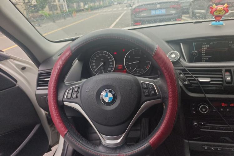 Used BMW X1 2014 sDrive18i Leading Model Steering Wheel