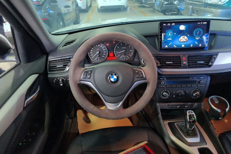 Used BMW X1 2014 sDrive18i Fashion Model Steering Wheel