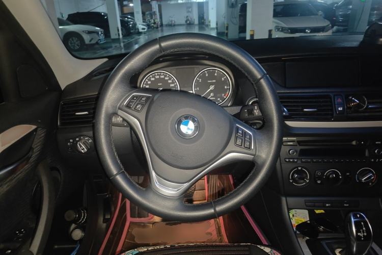 Used BMW X1 2014 sDrive18i Fashion Model Steering Wheel