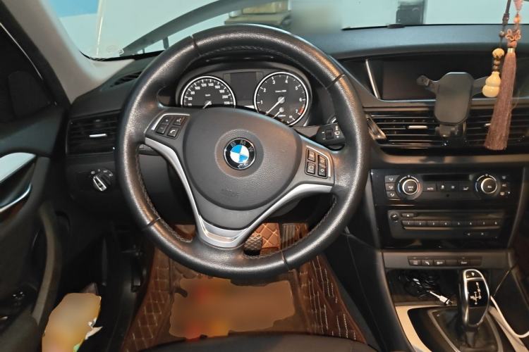 Used BMW X1 2014 sDrive18i Leading Model Steering Wheel