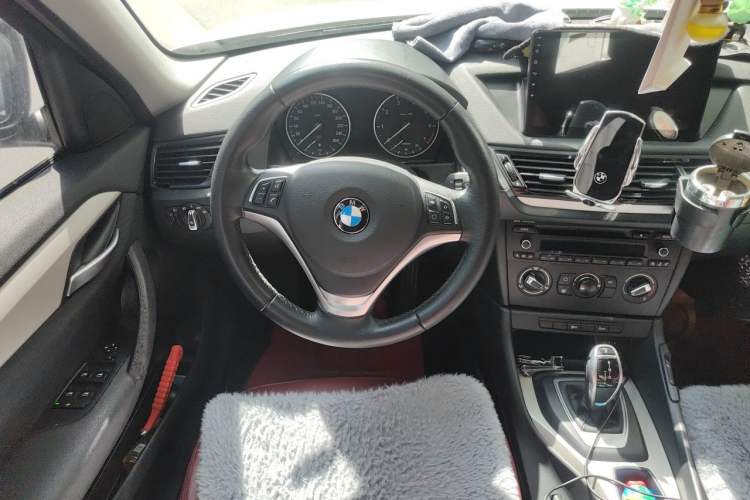 Used BMW X1 2014 sDrive18i Fashion Model Steering Wheel