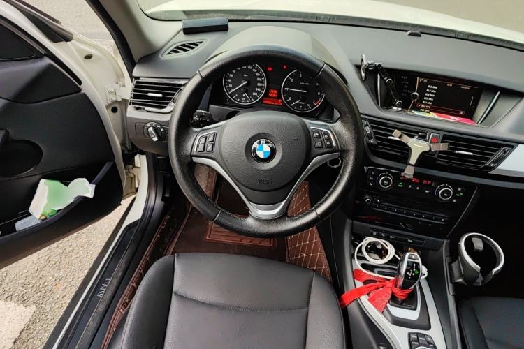 Used BMW X1 2014 sDrive18i Leading Model Steering Wheel