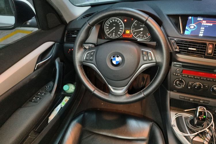 Used BMW X1 2014 sDrive18i Fashion Model Steering Wheel