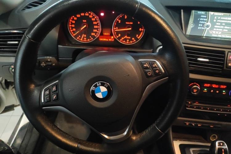 Used BMW X1 2014 sDrive18i Leading Model Steering Wheel