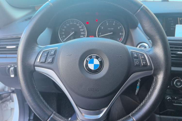 Used BMW X1 2014 sDrive18i Leading Model Steering Wheel