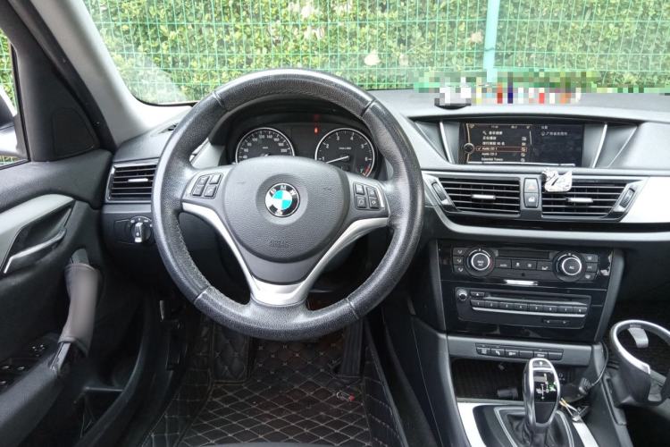 Used BMW X1 2014 sDrive18i Leading Model Steering Wheel