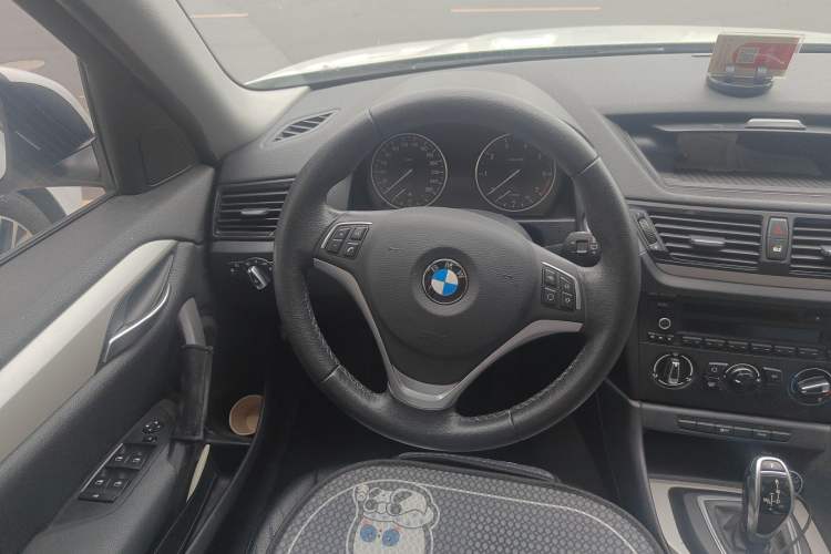 Used BMW X1 2014 sDrive18i Fashion Model Steering Wheel