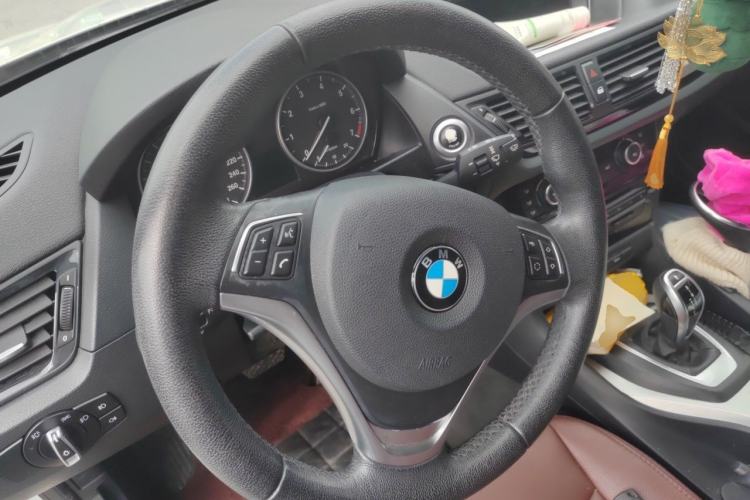Used BMW X1 2014 sDrive18i Leading Model Steering Wheel