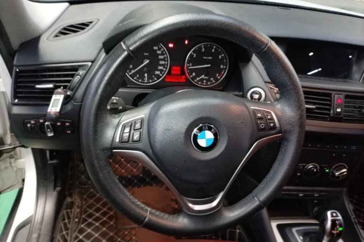 Used BMW X1 2014 sDrive18i Fashion Model Steering Wheel