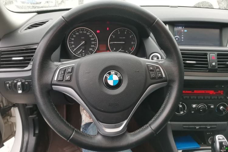 Used BMW X1 2014 sDrive18i Fashion Model Steering Wheel
