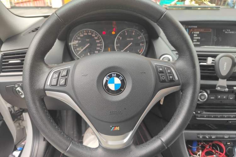 Used BMW X1 2014 sDrive18i Leading Model Steering Wheel