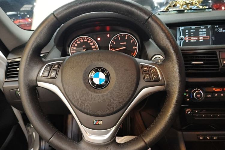 Used BMW X1 2014 sDrive18i Leading Model Steering Wheel