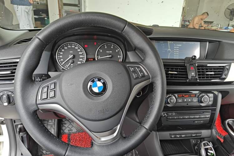 Used BMW X1 2014 sDrive18i Leading Model Steering Wheel