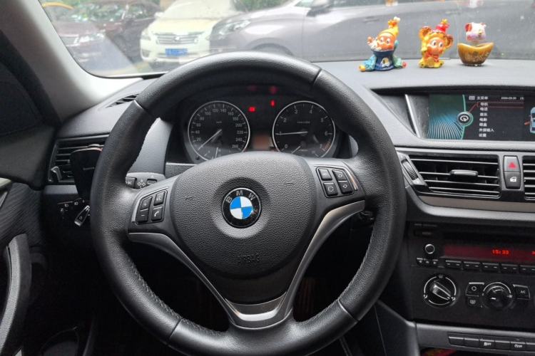 Used BMW X1 2014 sDrive18i Leading Model Steering Wheel