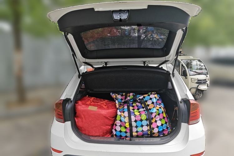 Used BMW X1 2014 sDrive18i Fashion Model Trunk