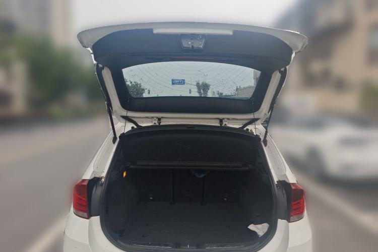 Used BMW X1 2014 sDrive18i Leading Model Trunk
