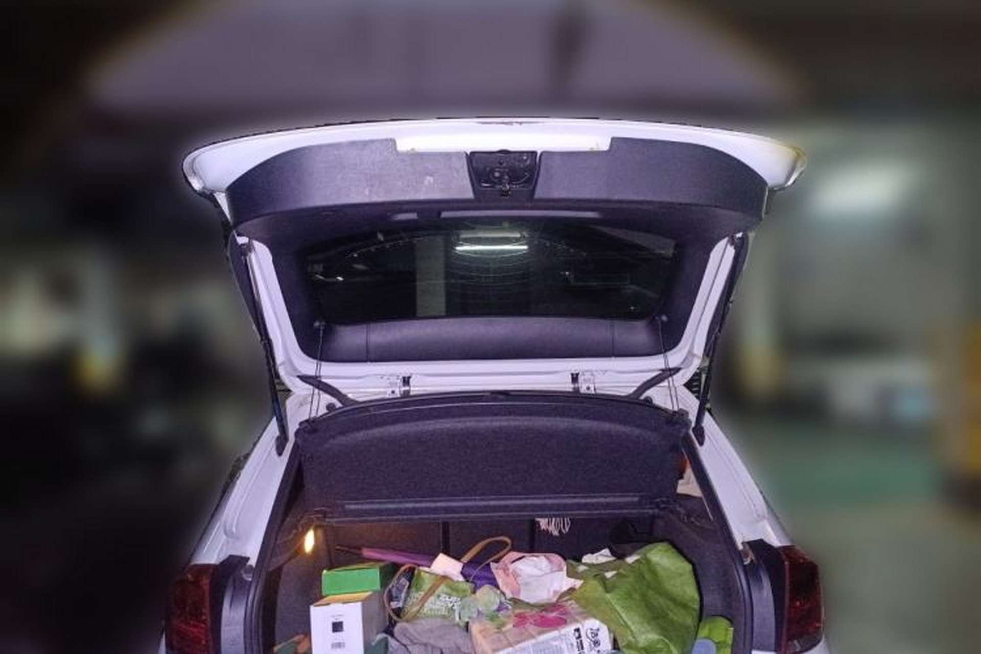 Used BMW X1 2014 sDrive18i Fashion Model Trunk